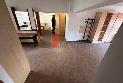 Spațiu birouri ultracentral 100 mp, balcon, mobilat parțial, Nerva Traian - 8