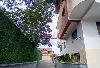 Garsonieră decomandată în Apărătorii Patriei - 15