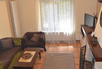 De vanzare pensiune situata in Busteni - 1