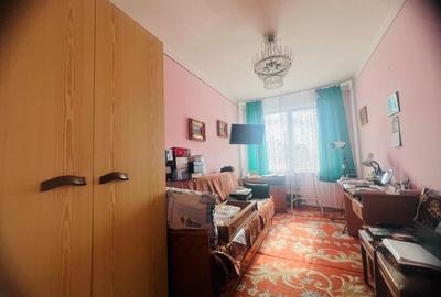 Vintage apartament  3 camere , Iuliu Maniu  ,zona excelenta etaj 3 - 4