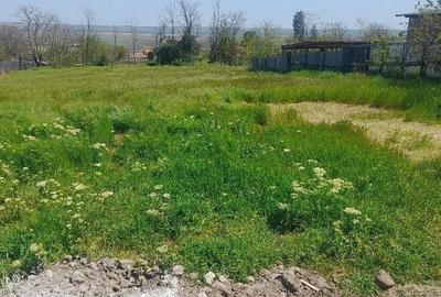 Teren de 1500 mp, în Foltești - 2