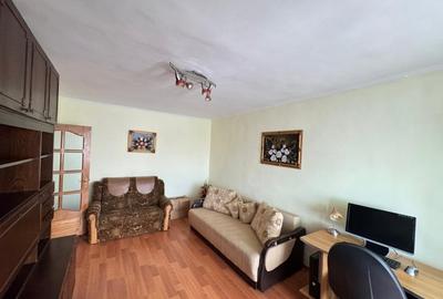 Apartament cu 2 camere decomandat, mobilat în Brăilei