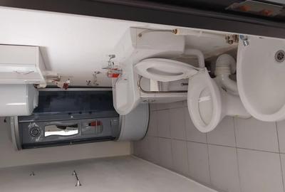 De vanzare casa demisol si parter garaj si teren - 4