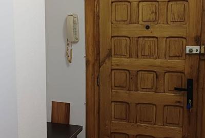 Garsonieră decomandată în Traian - 4