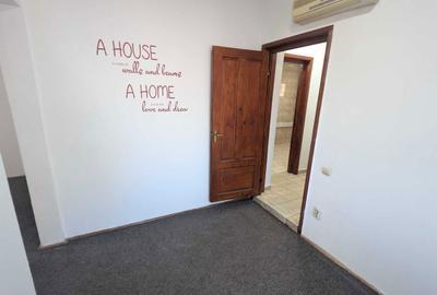 Apartament cu 4 camere în Central