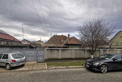 Casă cu 4 camere în Poltur