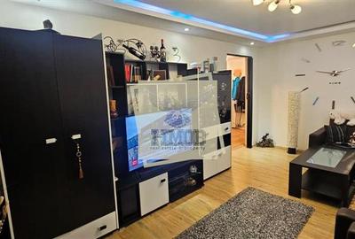 Apartament cu 3 camere decomandat, mobilat în Sud-Vest - 2