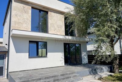 Vila in ansamblu in Tunari | Individuala, 5 camere. - 2