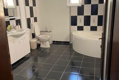 Casă cu 3 camere în Ghiroda - 1
