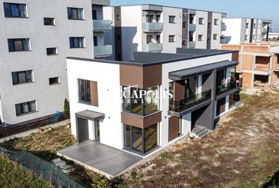 Casă individuală cu 4 camere cu Canalizare în Central - 7