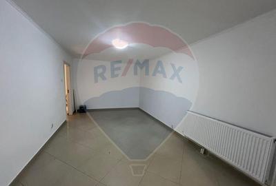 Spa?iu comercial zona pietii - 7