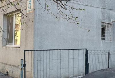 Apartament cu 2 camere decomandat în Micro 19 - 2