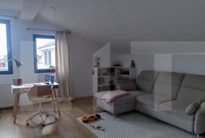 Casă cu 5 camere cu Teren 425 Mp în Berceni