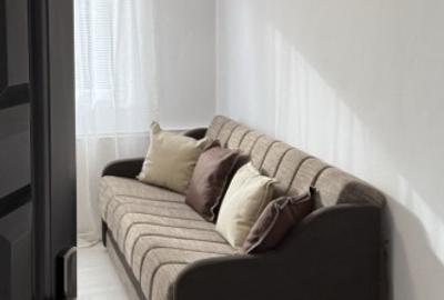 Garsoniera  renovata - modernă- langa Coresi  Mall - 5