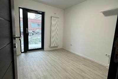 Spațiu comercial, de 36 mp, în Podu Roș - 2