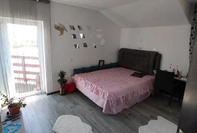 Apartament cu 3 camere decomandat în Central - 2