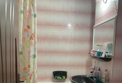Apartament cu 4 camere semidecomandat în Miorița - 1
