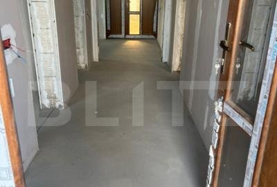 Casă cu 4 camere cu Teren 400 Mp în Central