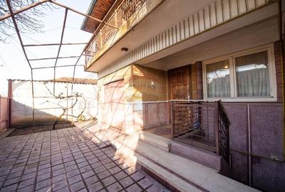 Casa Vilă cu 7 camere de vanzare, 250 mpu, 200 mp, teren în Buzau - 56