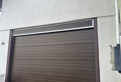 Casă cu 8 camere decomandat cu Teren 1000 Mp în Cornu - 4