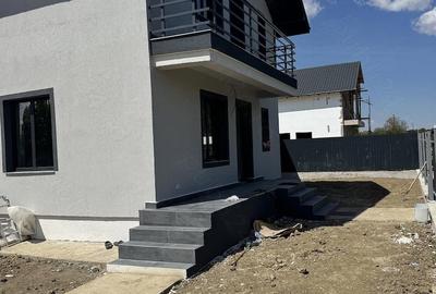 Casă cu 3 camere cu Teren 400 Mp în Șerbănești - 2