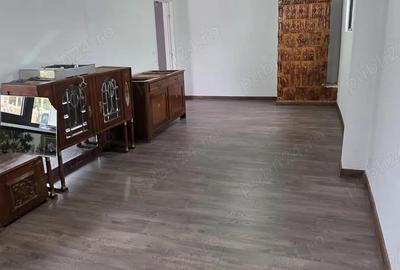 Vila de vanzare in comuna Valeni, judetul Dambovita - peisaj de vis, aer curat si liniste deplina - 2