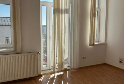 Apartament cu 6 camere decomandat în Ultracentral - 6