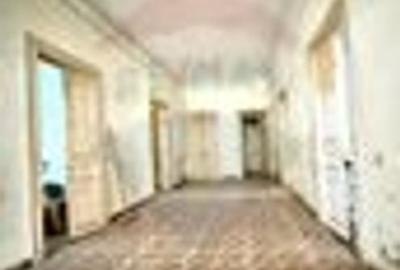 Casa de vanzare in zona ultracentrala si 736mp teren Constanta - 4