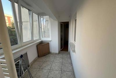 Apartament  2 camere - decomandat - mobilat - utilat - 11
