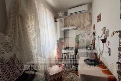 Garsonieră decomandată, mobilată în Ampoi 1 - 3