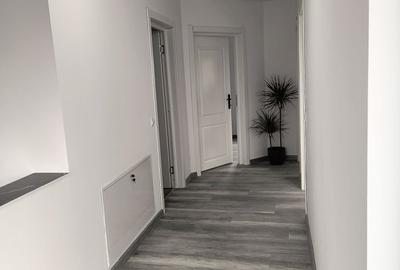 Casă cu 4 camere în Săcueni - 2