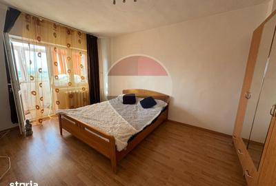 Apartament cu 3 camere în Sud