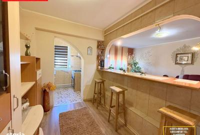 Apartament cu 3 camere decomandat, mobilat în Micro 17 - 5