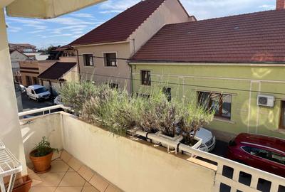 Apartament cu 3 camere decomandat în Cantemir - 3