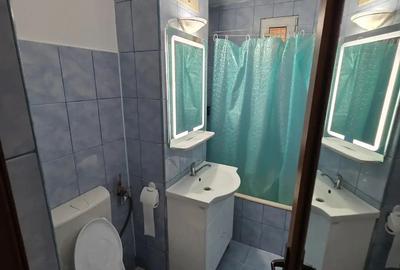 Vand sau Inchriez Apartament Cu 2 Camere Decomandat ZONA Ultra Centrala PARTER - 4