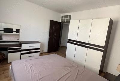 Apartament cu 3 camere decomandat în Vitan - 1