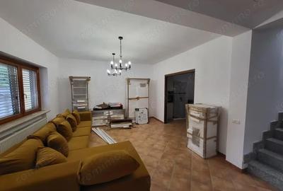 Casă cu 4 camere în Dumbrăvița - 8