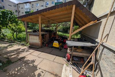Casă individuală cu 7 camere cu Canalizare în Lipovei - 11