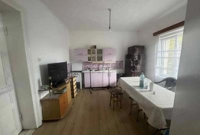 Vand casa la pre? de apartament ! - 2