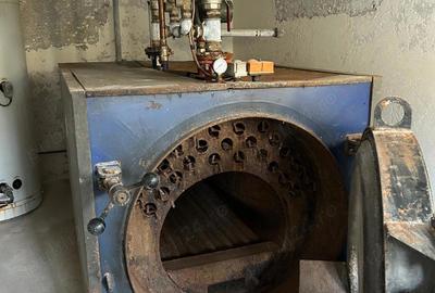 Casa de vanzare(camin cultural Budesti) - 2