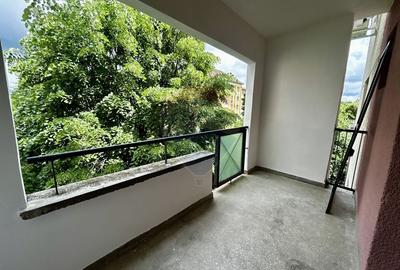 Apartament cu 3 camere decomandat în Săsar - 14