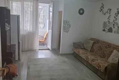 Garsonieră decomandată în Tătărași