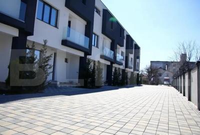 Casă cu 4 camere cu Teren 185 Mp în Central - 1