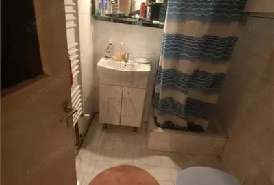 DAMBOVITA - 4 CAM - DECOMANDAT - ETJ.1 - 2 BAI - 2 BALCOANE - CENTRALA - SPATIOS - 2