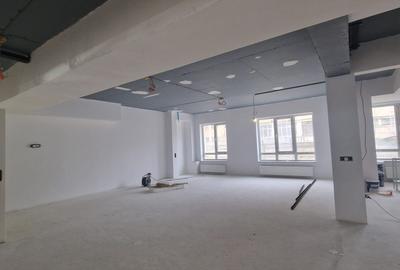 Spatiu comercial/birouri - Sos. Oltenitei - 195 mp -bloc nou - centrala termica - 3