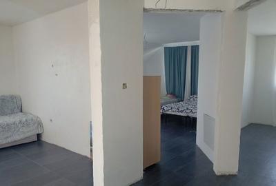 Casă cu 3 camere în Central - 2