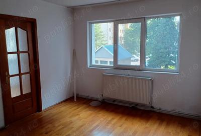 Apartament cu 2 camere nedecomandat în George Enescu - 6
