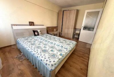 Apartament cu 2 camere de inchiriat - zona Cetate