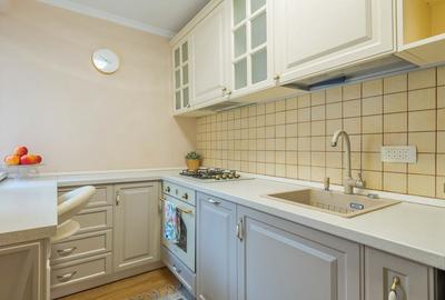 Apartament cu 3 camere decomandat, mobilat în Universitate - 12