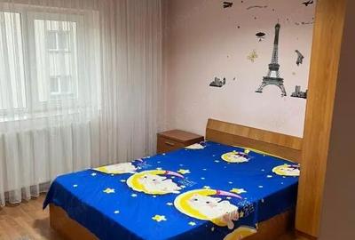 Apartament cu 3 camere decomandat, mobilat în Central - 1